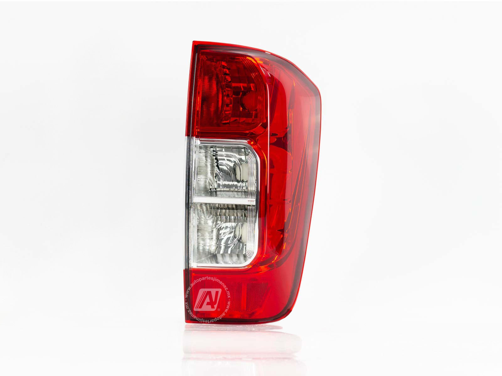 Calavera Trasera Derecha para Nissan NP300 16-20 Marca Depo N Parte 017-2346-08