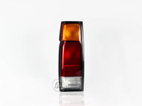 CALAVERA NISSAN PICKUP D21 94-01 AMBAR ROJO BLANCO IZQ      LOMBRA     REF 017-2305-01 327-L