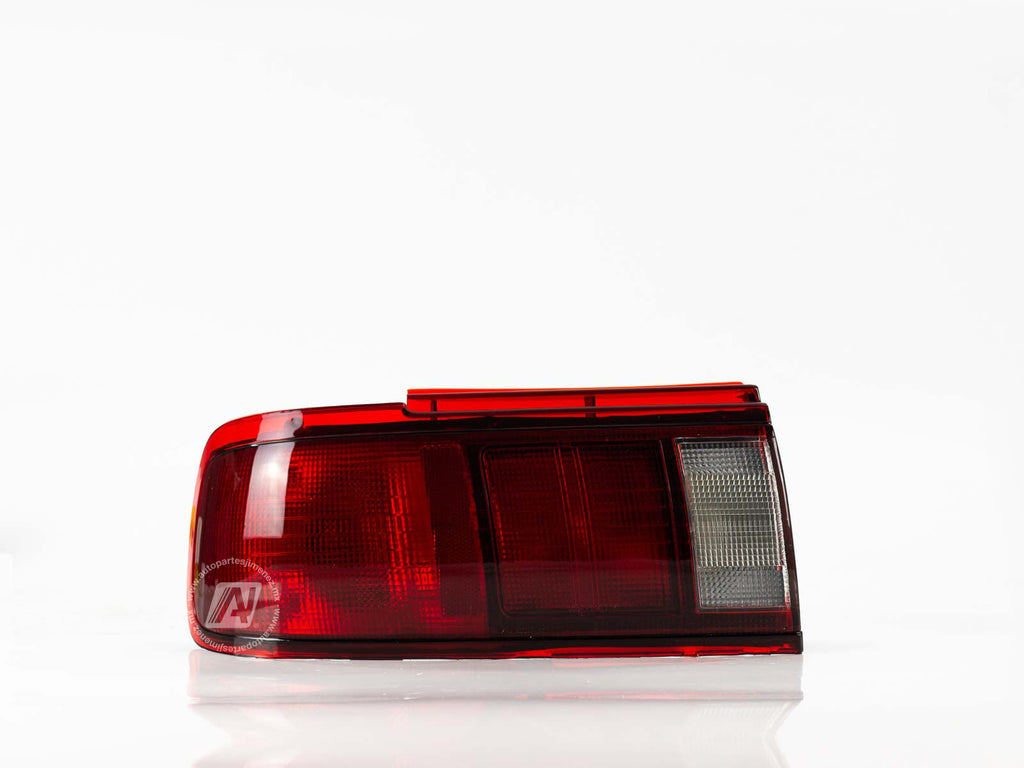 CALAVERA NISSAN TSURU III 05-17 FILO ROJO CON FOCO IZQ     DEPO     REF  0172321-21