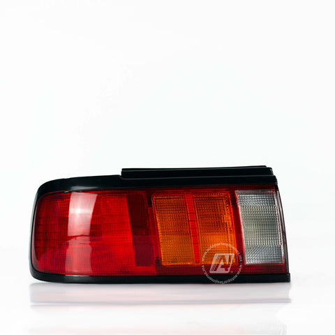 CALAVERA NISSAN TSURU III 94-96 IZQ     DEPO     REF 017-2321-13