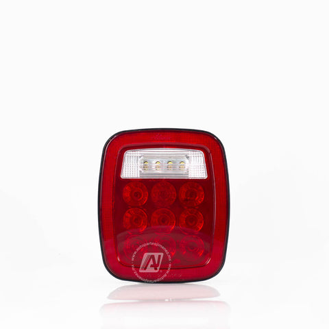 CALAVERA UNIVERSAL CUADRADA TIPO JEEP 13 LEDS SIN DESTELLO     ECO     699