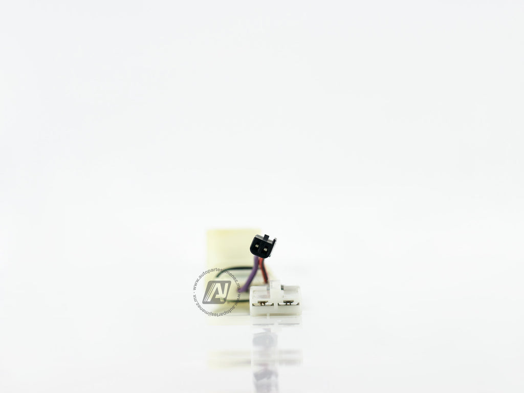 CONECTOR 4TERMINALES  BOMBA GASOLINA CHEVY C2 3 CONECTORES