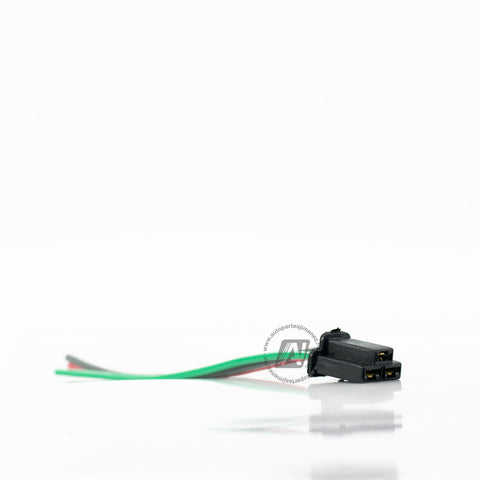 CONECTOR 3TERMINALES  ENCHUFE CAMBIO LUZ PIE CHEVROLET S-640
