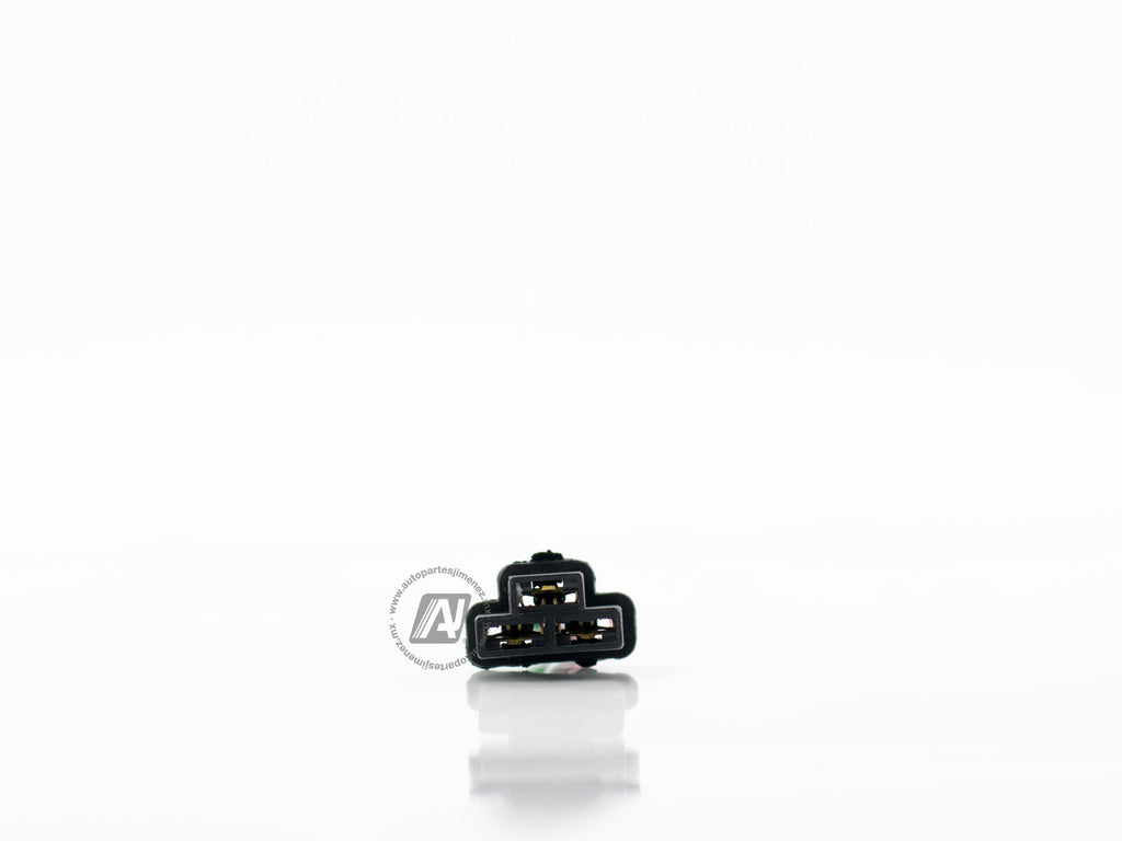 CONECTOR 3TERMINALES  ENCHUFE CAMBIO LUZ PIE CHEVROLET S-640