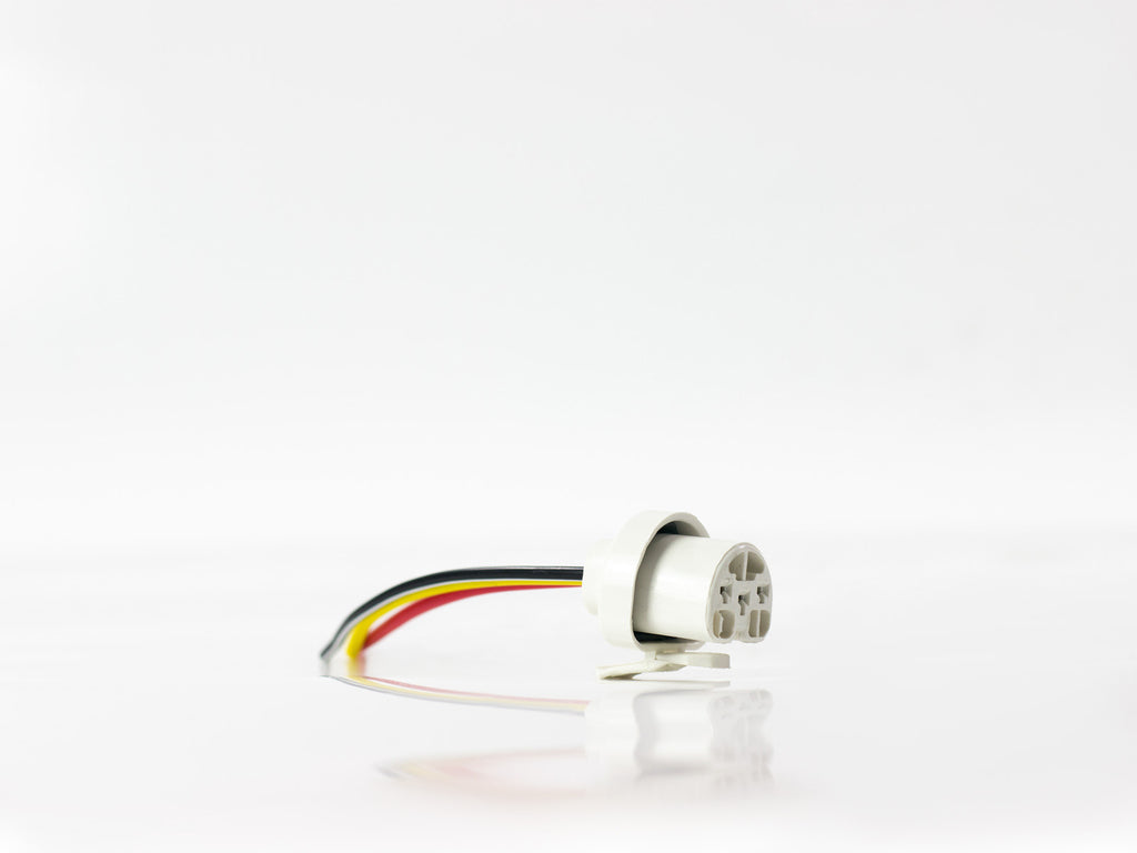 CONECTOR 3TERMINALES  ENCHUFE FOCO 9004 9007     REF E7067-8N