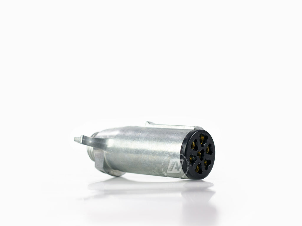 CONECTOR REMOLQUE MACHO 7 PUNTAS POLLAK     REF  11-700