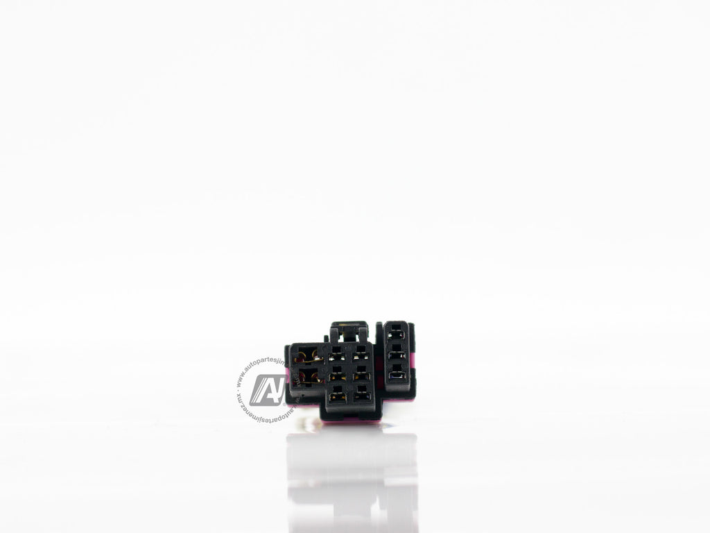 CONECTOR 11TERMINALES  PALANCA DIRECCIONALES NISSAN TSURU III D21 NACIONAL DS-768
