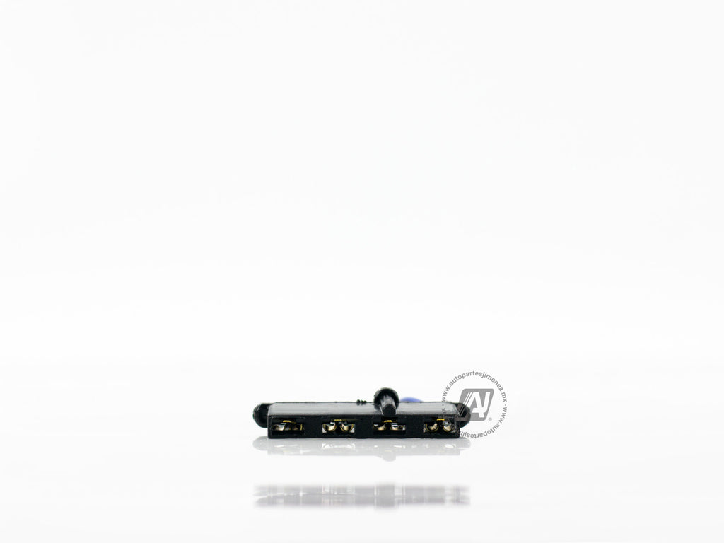 CONECTOR 4TERMINALES  REGULADOR CHEV. E140XR S-93