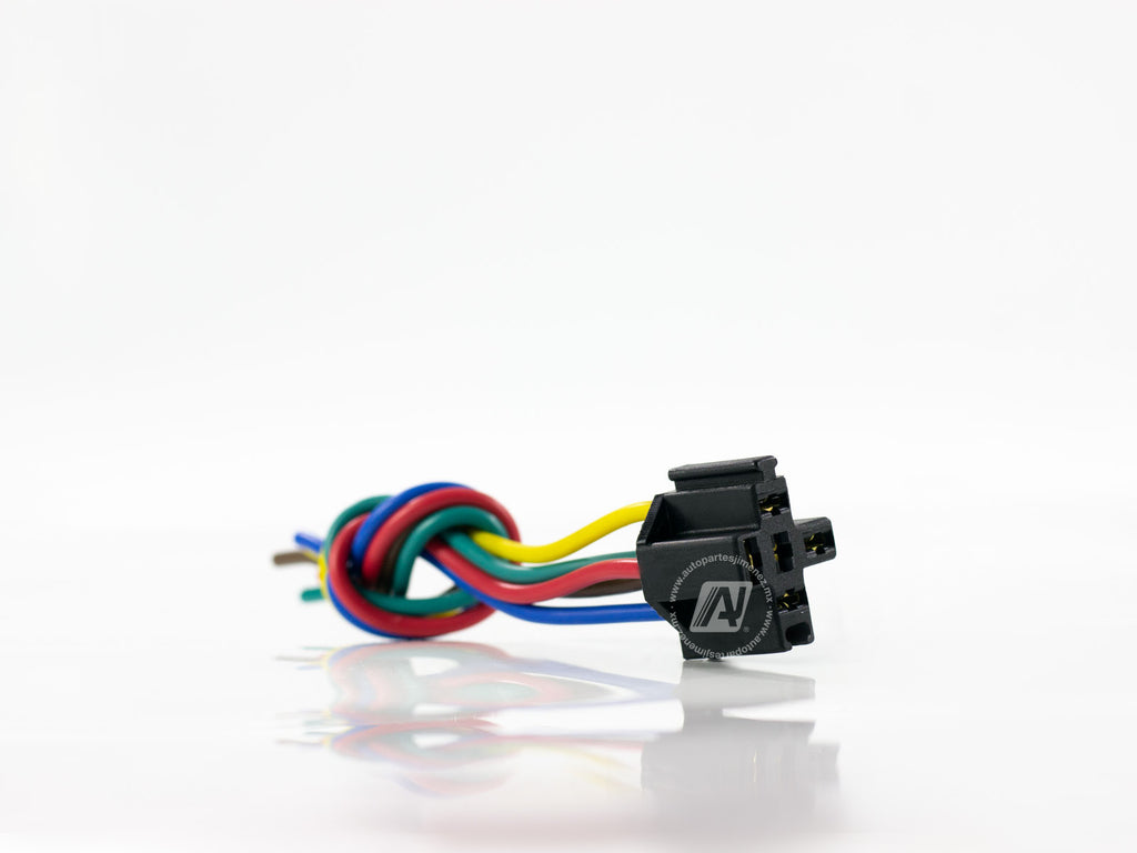 CONECTOR RELEVADOR 4-5 PUNTAS CALIDAD     REF  S-654