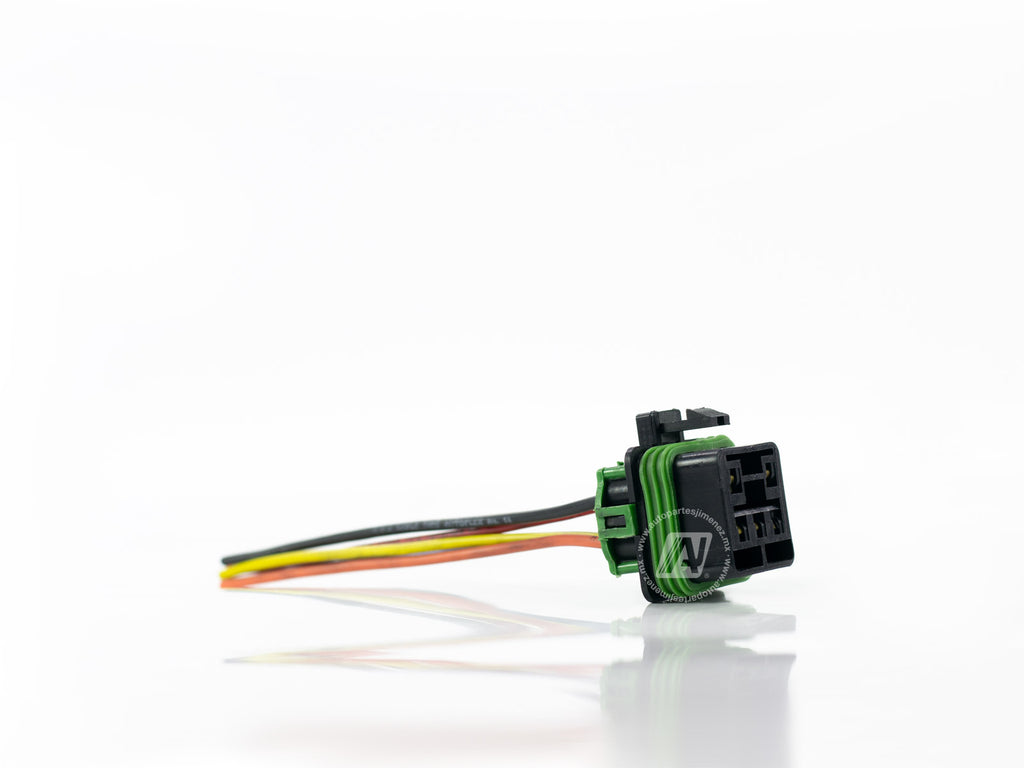 CONECTOR 5TERMINALES RELEY CHEVROLET 5 Y 4 PUNTAS DELGADAS