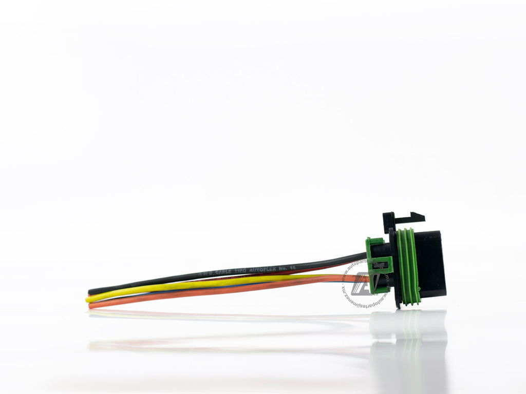 CONECTOR 5TERMINALES RELEY CHEVROLET 5 Y 4 PUNTAS DELGADAS