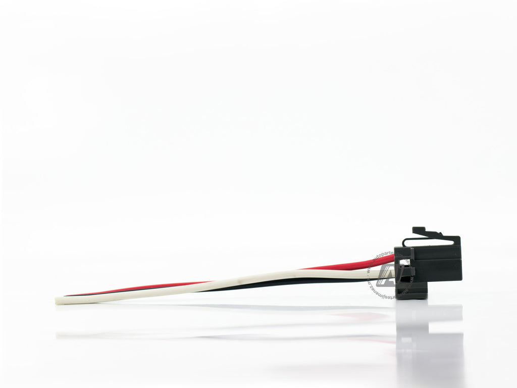 CONECTOR  RELEY CLAXON HR-159 NISSAN TSURU III     A20-68