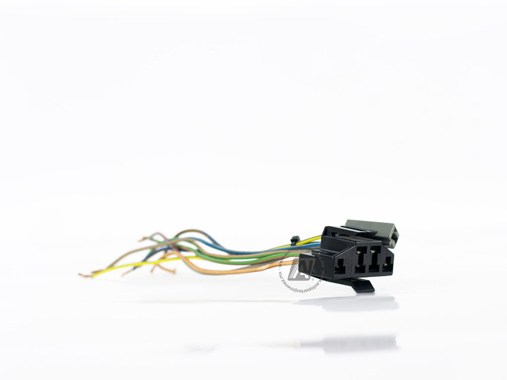 CONECTOR 6TERMINALES  SCANEAR AUTOS FORD S-609