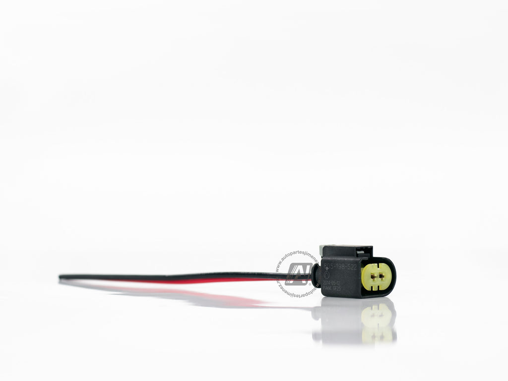 CONECTOR 2TERMINALES ALTERNADOR BMW MERCEDES BENZ     REF  C10-55
