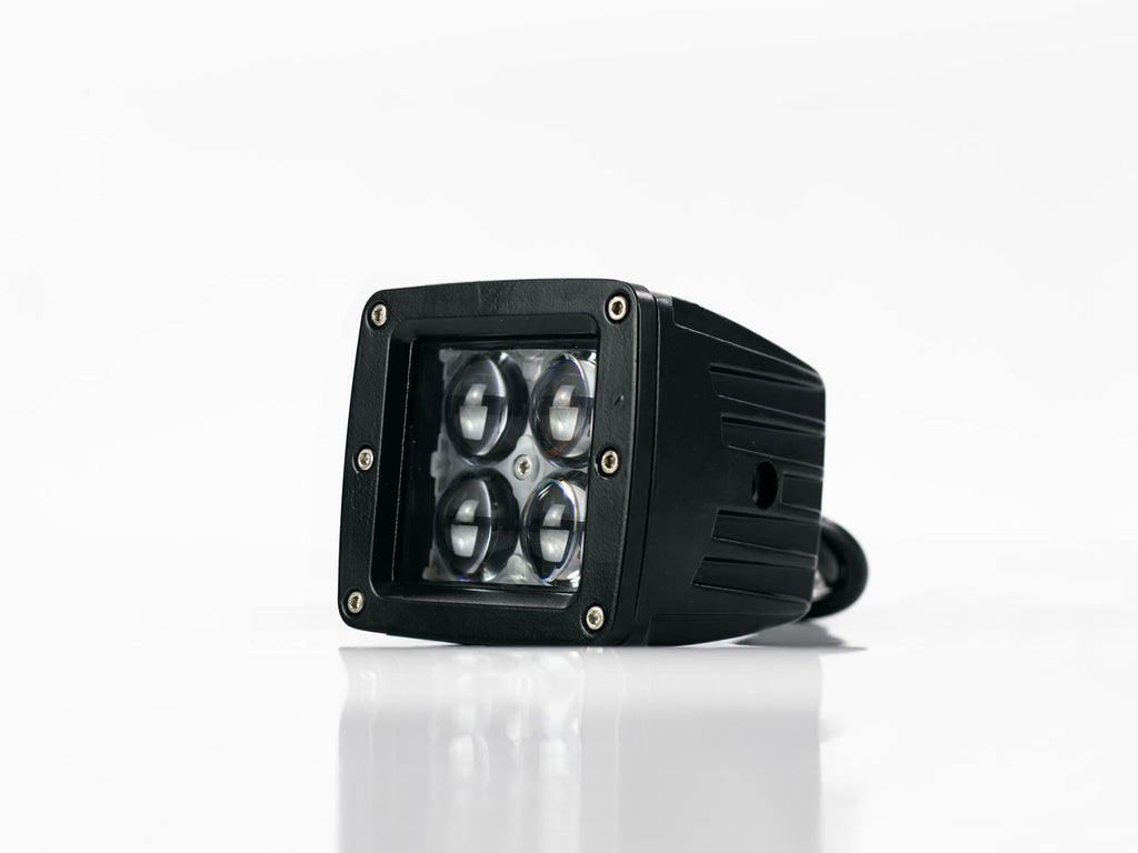 FARO AUXILIAR LED 4 LEDS 16W CUADRADO CON LUPA PIEZA     RACINGTEC